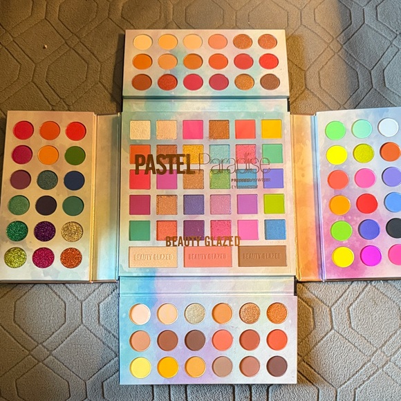 Pastel Paradise eyeshadow palette by Beauty Glazed- new - Picture 1 of 6